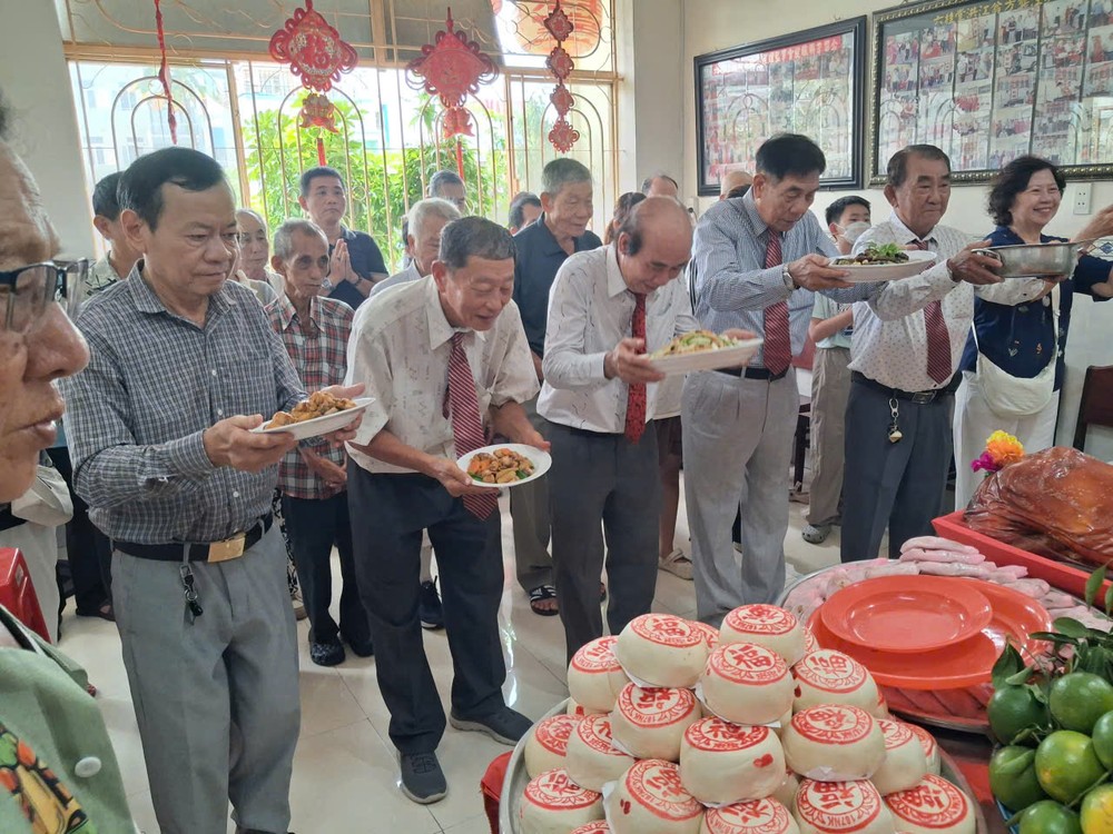 luc_que_duong_2.jpg