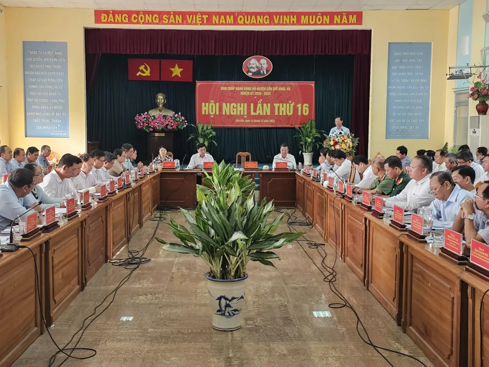 Chủ tịch Phan Văn Mãi phát biểu chỉ đạo