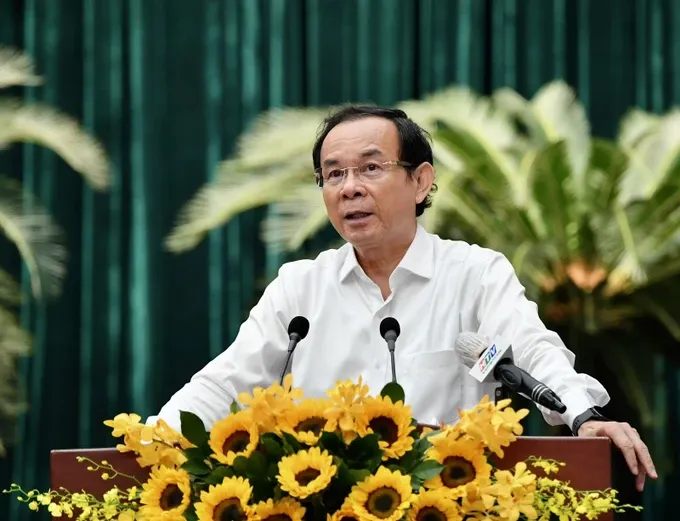 Bí thư Nguyễn Văn Nên phát biểu khai mạc. Ảnh Việt Dũng