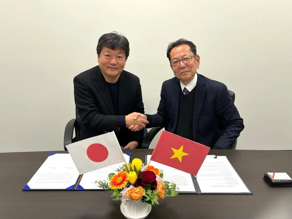 Tokyo trở thành đối tác chiến lược toàn diện của Rakusei