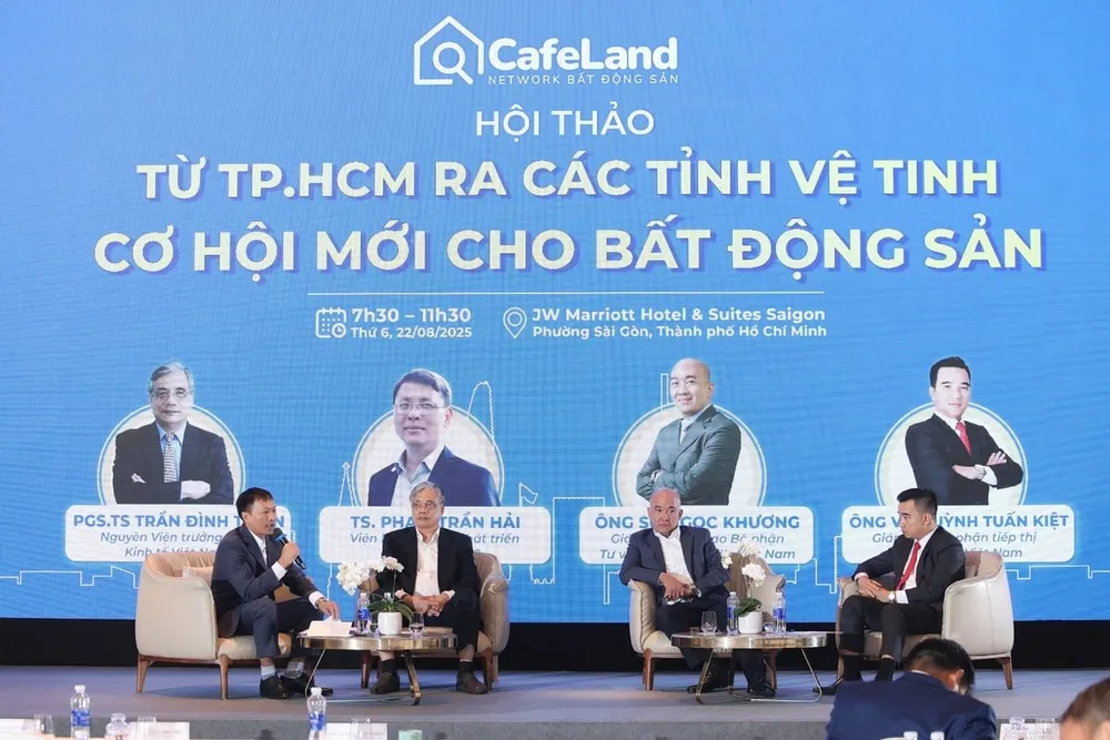 Các chuyên gia tại hội thảo