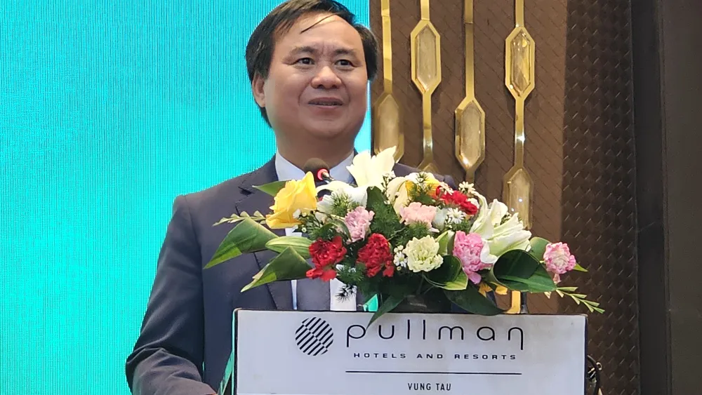 Thứ trưởng Bộ NN-MT Võ Văn Hưng phát biểu tại hội nghị