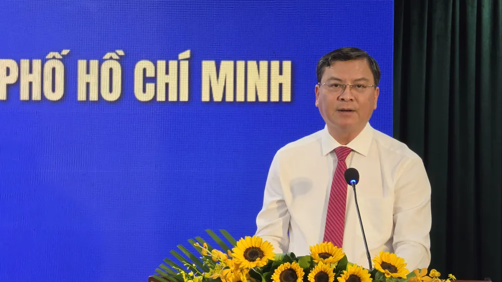 Phó Chủ tịch UBND TPHCM Nguyễn Công Vinh phát biểu ý kiến tại hội nghị.