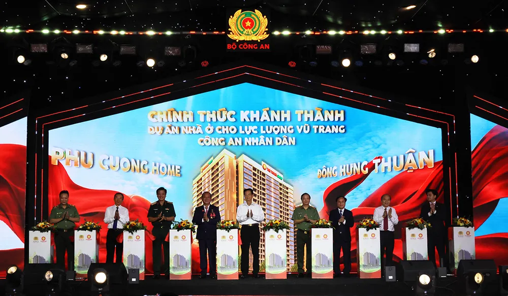 Dự án nhà ở cho lực lượng Công an nhân dân tại phường Đông Hưng Thuận vừa được khánh thành sử dụng vào ngày 15-8 vừa qua.