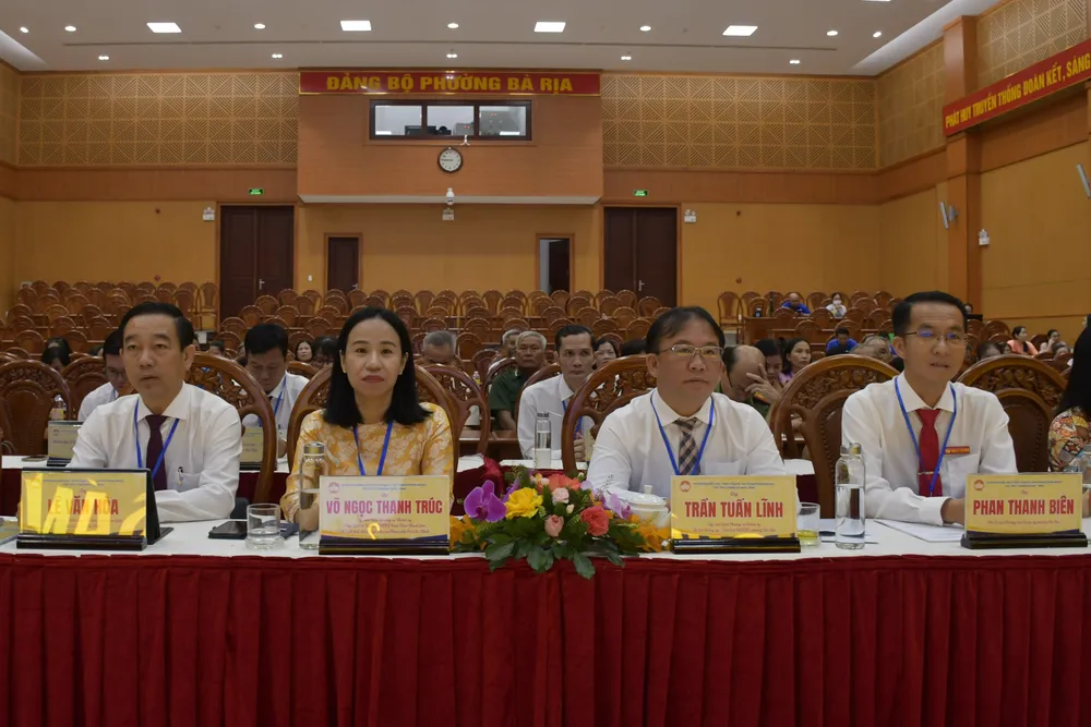 Các đại biểu tham dự đại hội