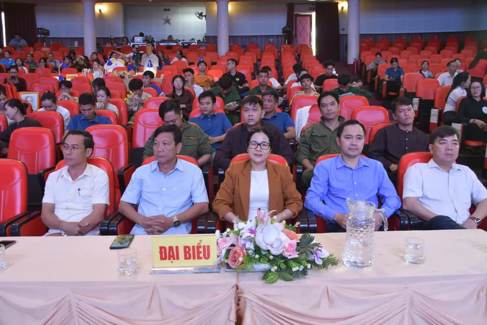 đại biểu ht 2.JPG