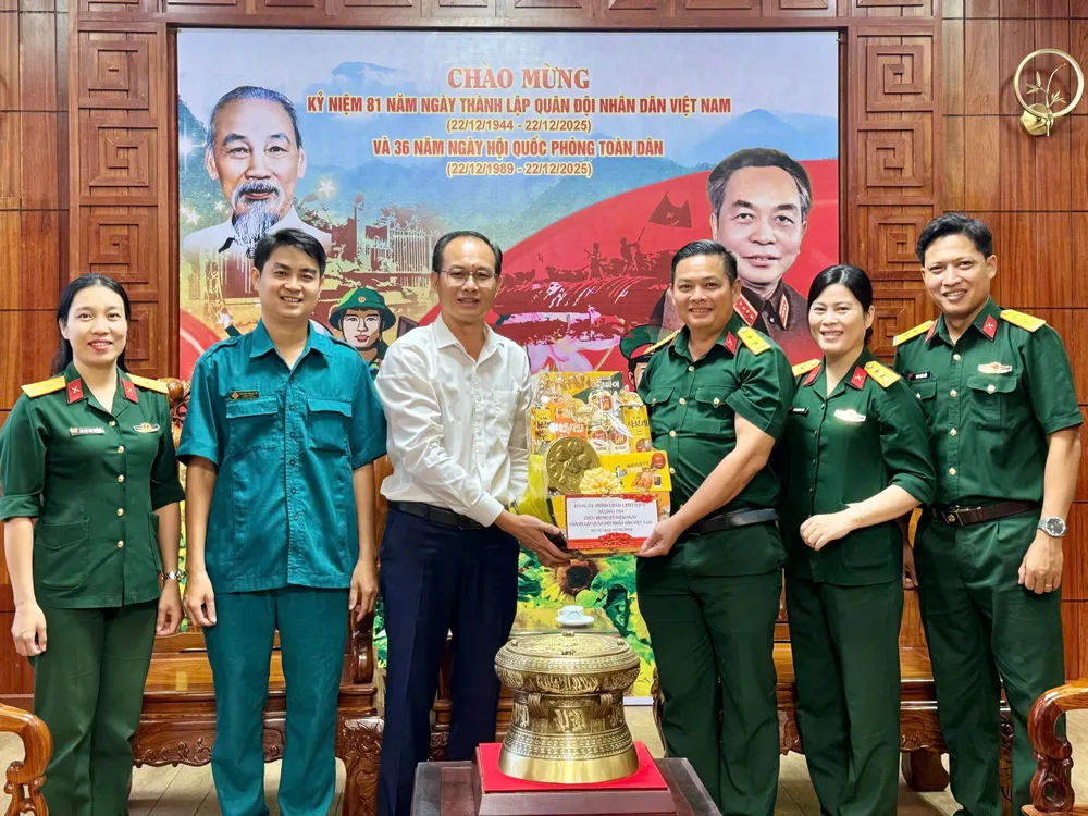 châu pha thăm 5.jpg