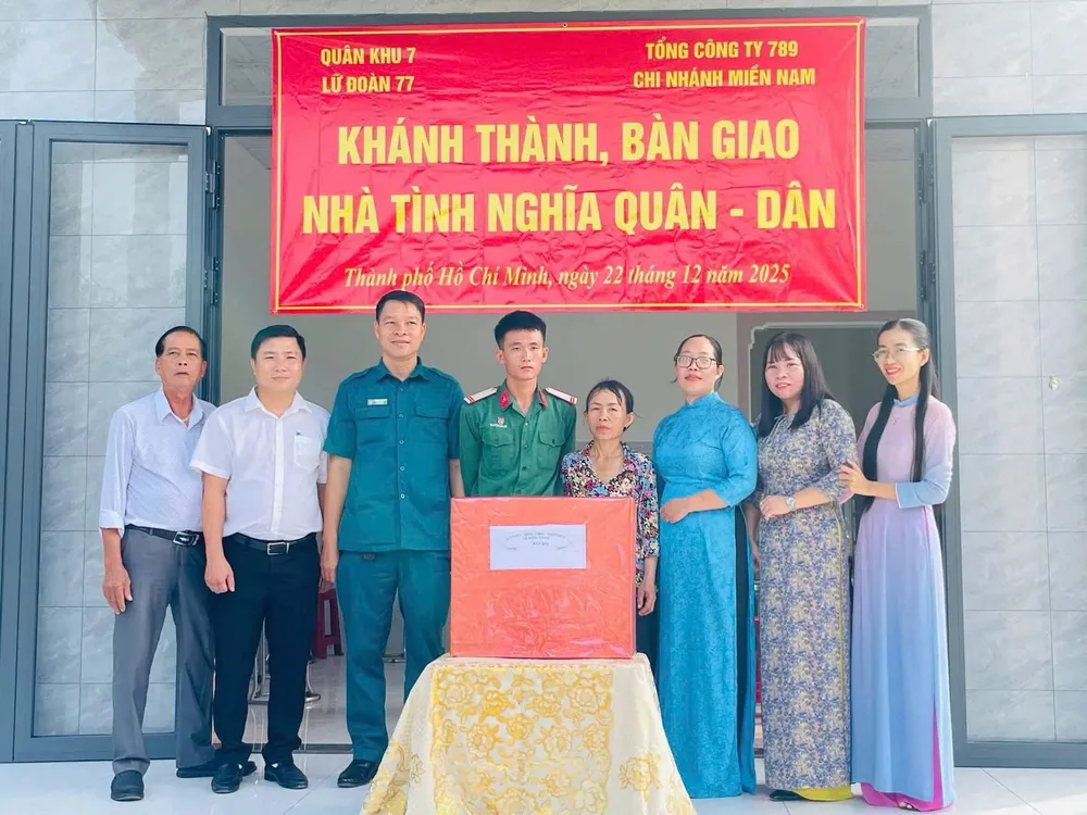 nhà quân dân 3.jpg