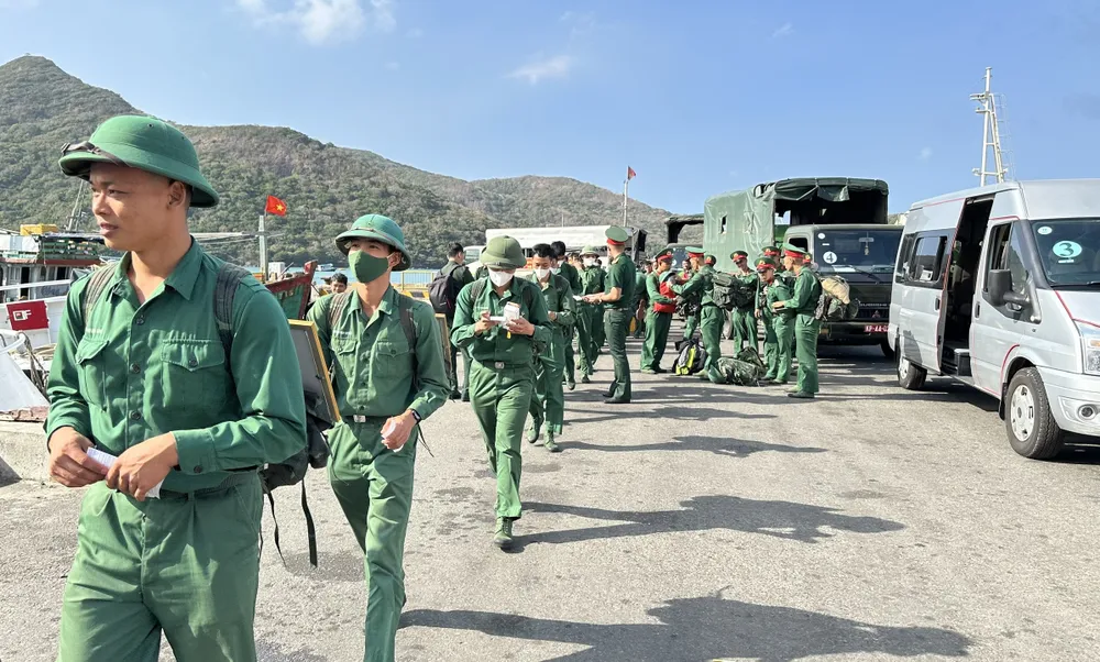 tiễn quân CD 1.jpg