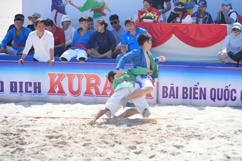 kurash.jpg