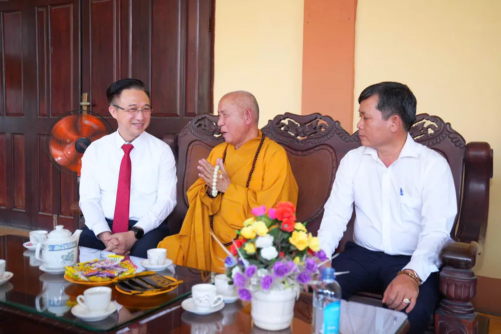 phật đản 1.jpg