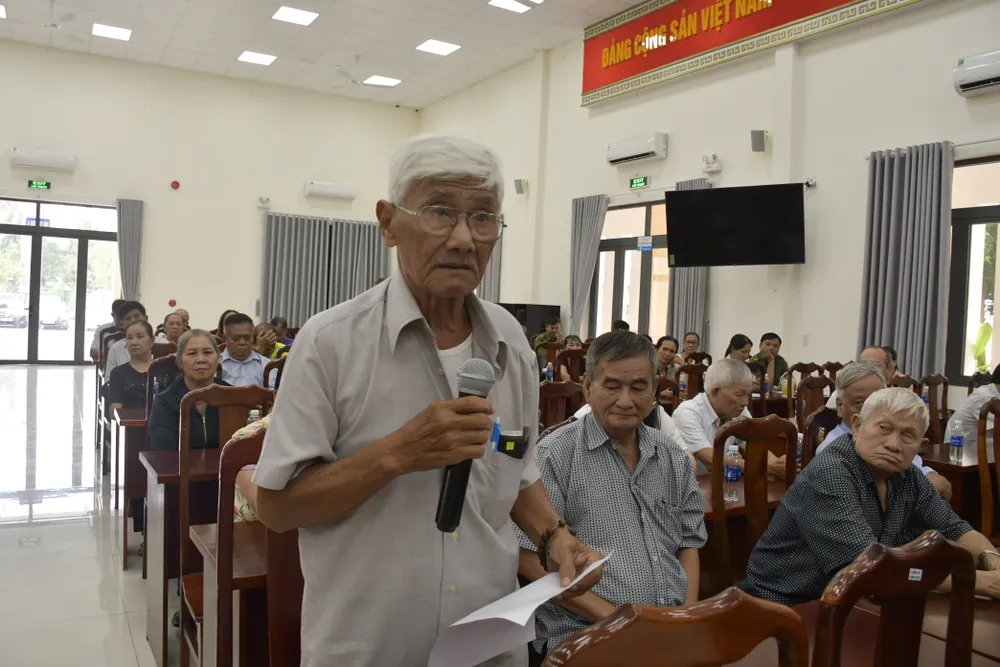 Cử tri kiến nghị tháo gỡ vướng mắc về bồi thường, tái định cư