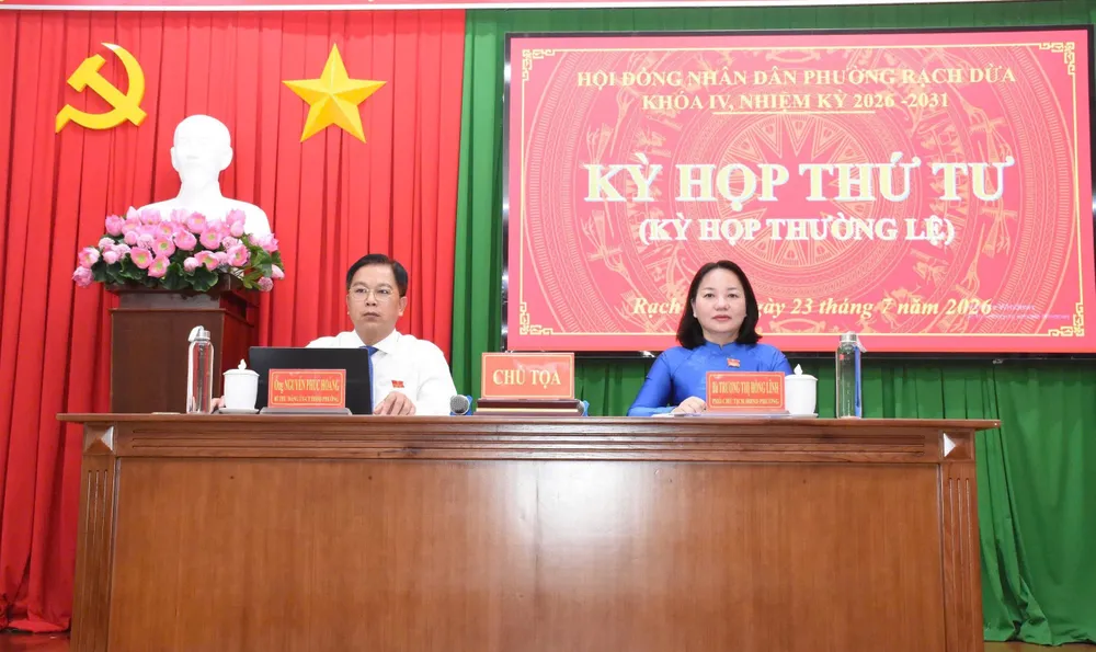 Lãnh đạo HĐND phường Rạch Dừa chủ trì hội nghị