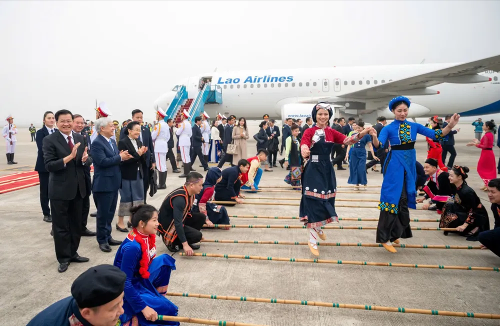 Anh don san bay Noi Bai 6.jpg