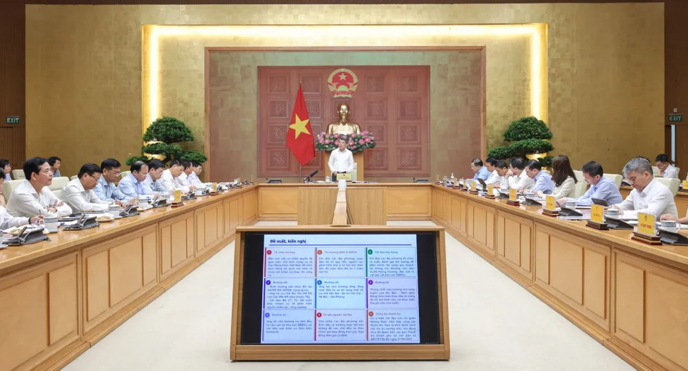 hủ tướng Chính phủ Lê Minh Hưng chủ trì cuộc họp về tình hình thực hiện nhiệm vụ từ đầu năm 2026 đến nay, phương hướng nhiệm vụ trọng tâm thời gian tới của Bộ Xây dựng.jpg