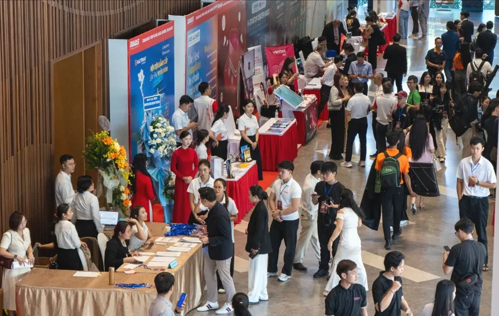 1. Hình 1_ Không gian triển lãm của sự kiện DAVAS 2026 tại Cung Hội nghị Quốc tế Ariyana Đà Nẵng..jpg