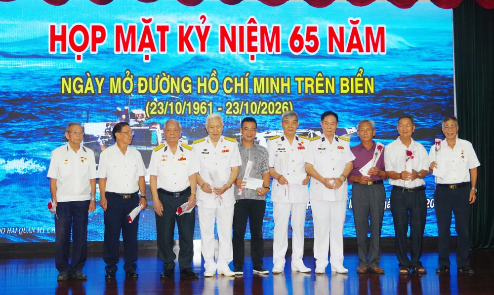 49300-5187-2450.jpg