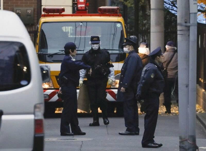 不堪病痛折磨，日本92岁丈夫勒死91岁妻子。