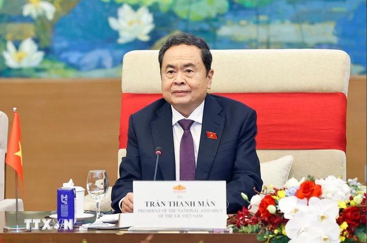 越南国会主席陈青敏。