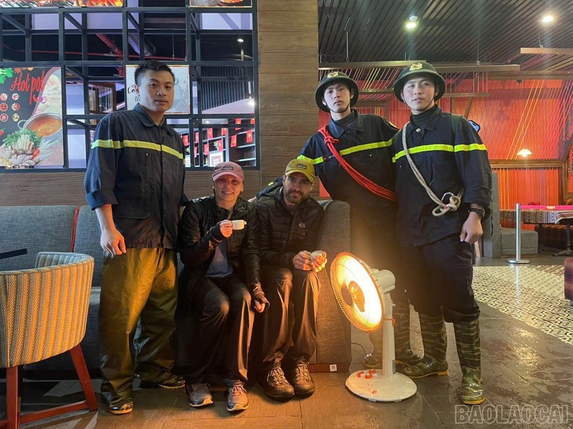 迷失在黄连国家公园的两外国游客获救。