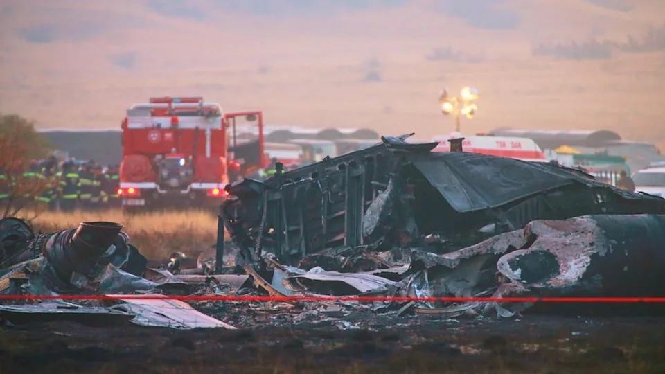 一架隸屬土耳其空軍的C-130運輸機，11月11日在回國途中於喬治亞和亞塞拜然邊界山區墜毀。（图：美聯社）