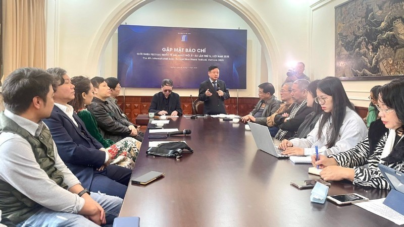 新闻发布会现场。