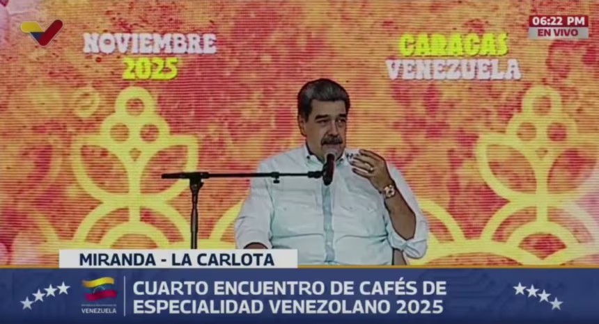 委内瑞拉总统马杜罗在委内瑞拉电视台发表讲话。图片来源：委内瑞拉电视台。