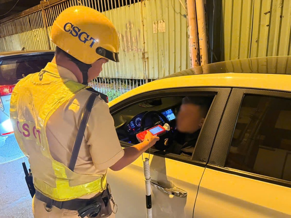 2  giao-thong-3529-5897.jpg