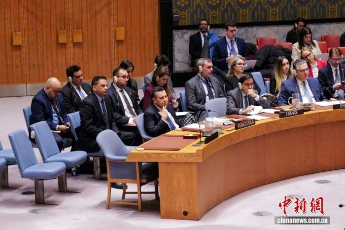 当地时间1月5日，纽约联合国总部，安理会举行委内瑞拉局势紧急公开会。中新社记者 王帆 摄