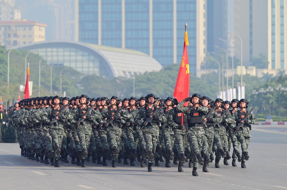 机动警察力量参加总演练活动。