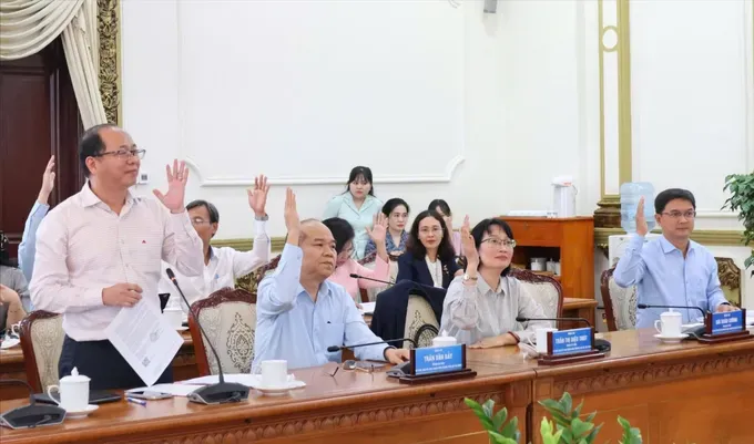 选民投票推荐参选第十六届国会代表及2026-2031年任期第十一届胡志明市人民议会代表。