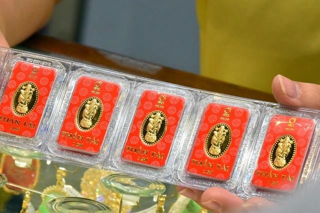  1月18日黄金价格： 周末收盘时SJC金片与金戒指齐涨