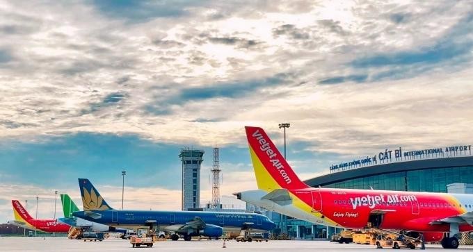 海防市吉碑国际机场。