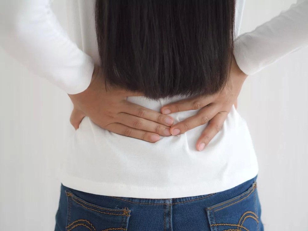 脊柱是癌细胞最爱的“落脚地”之一 癌症患者出现骨痛勿硬抗。