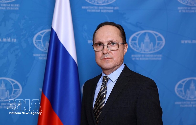 俄罗斯驻越南大使根纳季·别兹杰特科 。