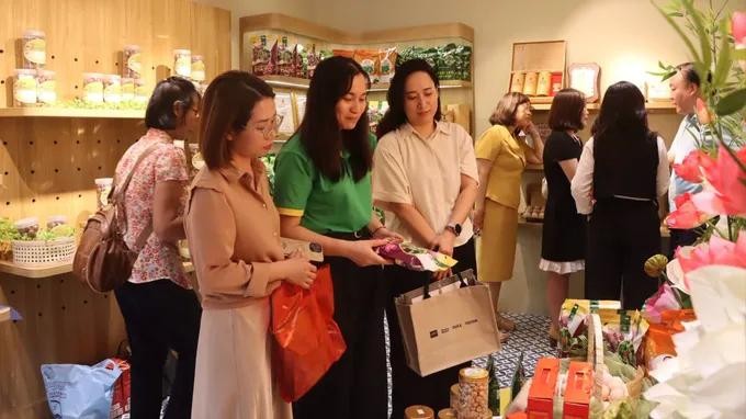  以“越南人的食品”为主题的“越南商品活力”活动已开幕。