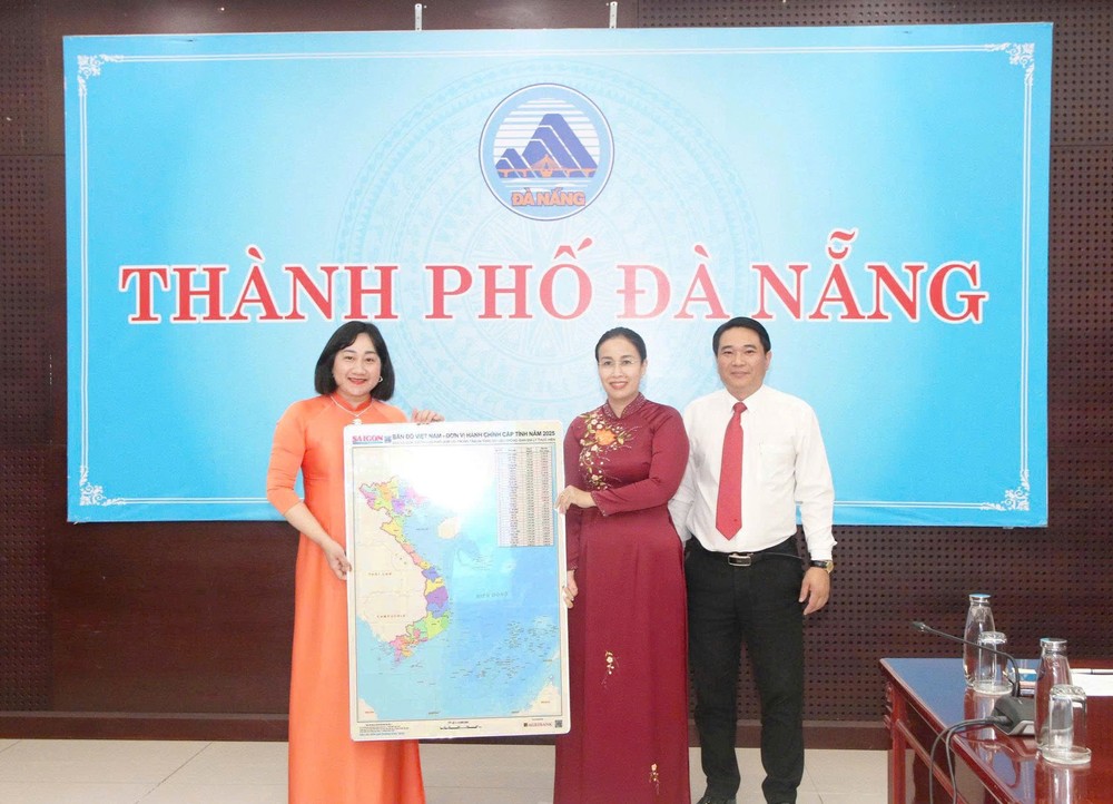 3   z7697705456420-816a87bfa496d54eef6e9d90369a1649-546-1467.jpg