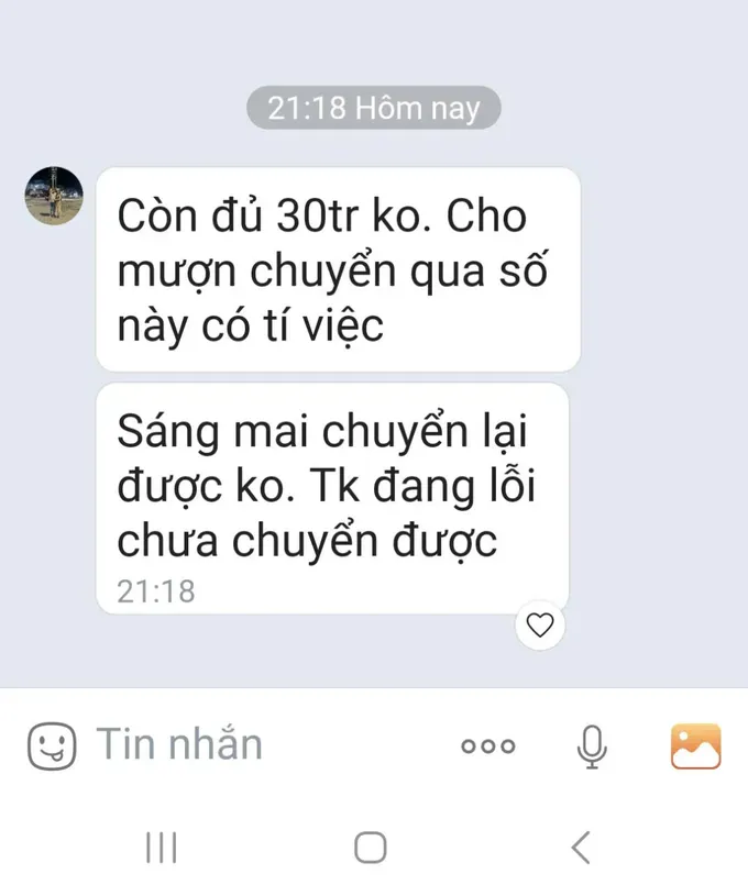 金瓯省建设厅领导的Zalo账号遭不法分子盗用，用于发送借钱短信。截图
