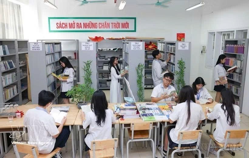 河内拥有超过1100家图书馆以及众多文化教育类公共场所。（图为：金莲高中图书馆）