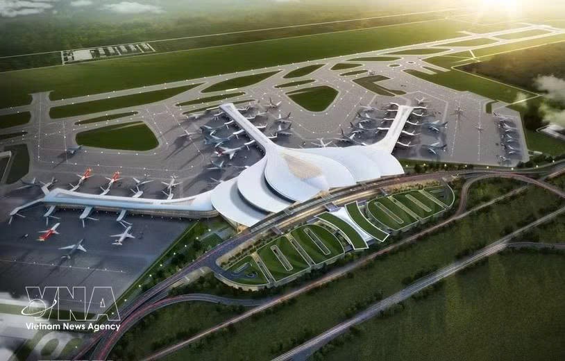 隆城国际机场。