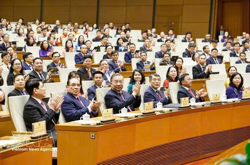 出席会议的各位代表。