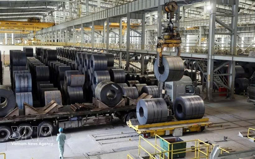 和发集团的钢轨工厂。