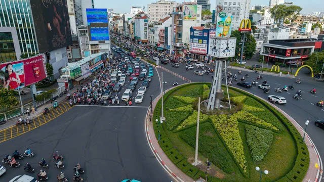 奠边府－阮秉谦交通环岛区域。