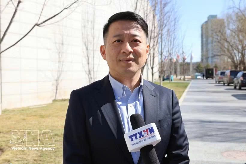 中国中央民族大学教授、中国环球电视网（CGTN）评论员曲强 。