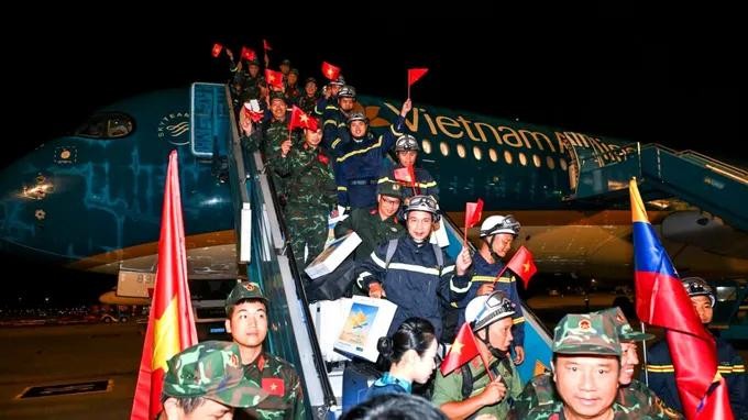 越南救援团各成员已圆满完成在委内瑞拉的人道主义任务并返国。图：黄蓝