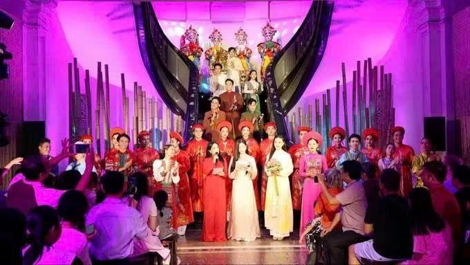 每逢周末，胡志明市博物馆举行艺术表演活动。（博物馆供图）