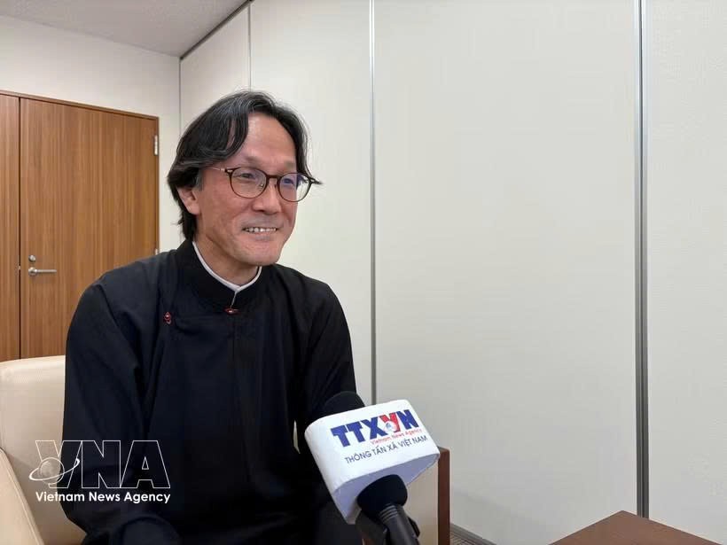 日本大阪大学清水政明。图自越通社