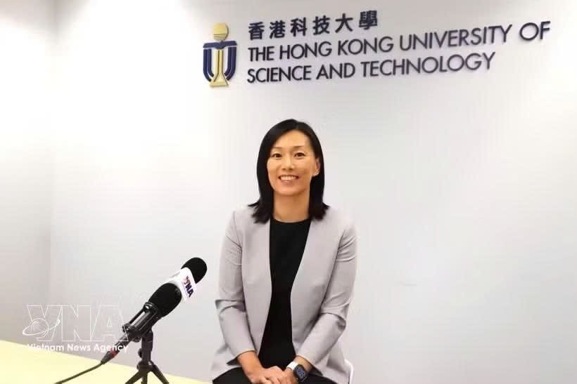 香港科技大学本科招生总监艾米莉·内森（Emily M. Nason）教授。图自越通社