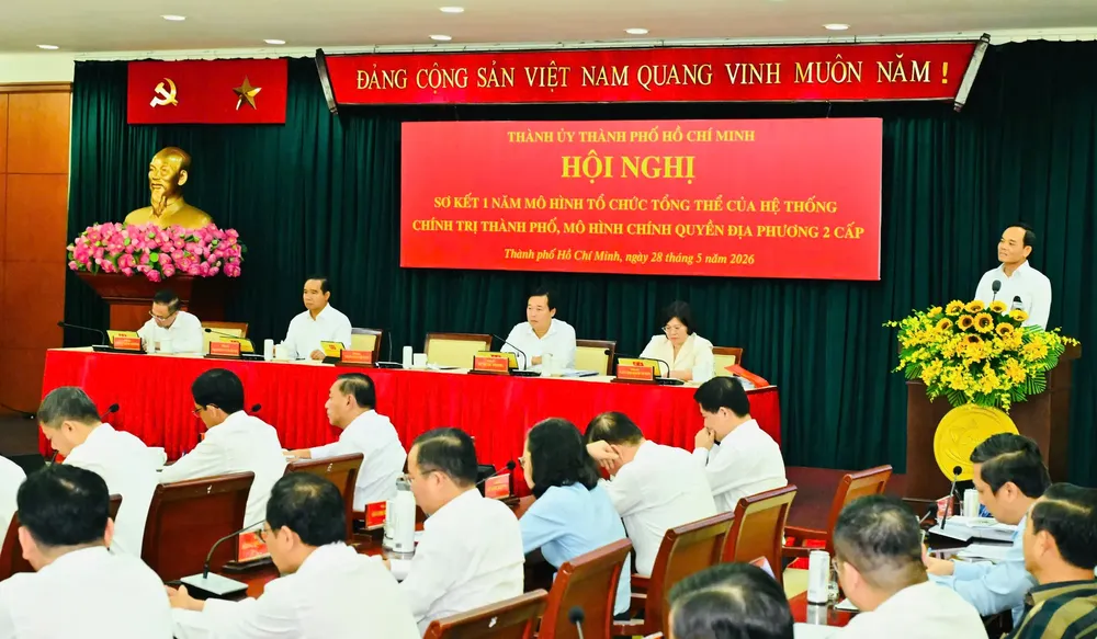 bí- thư- thành-ủy-trần-lưu-quang 7 .jpg