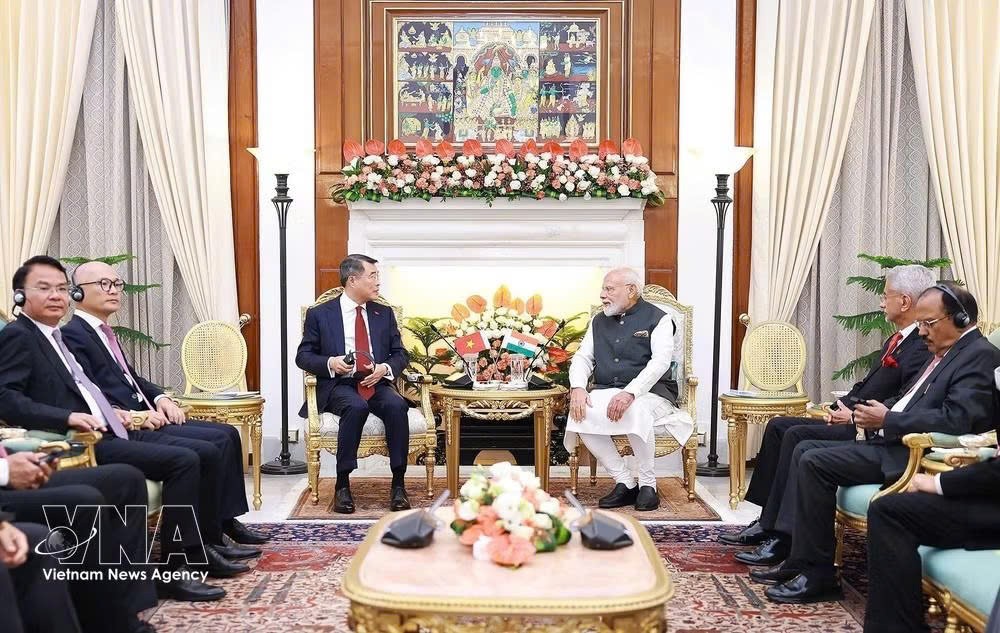 thu-tuong-le-minh-hung-gap-thu-tuong-an-do-narendra-modi-.jpg